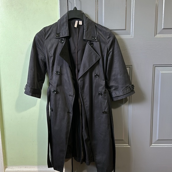 Very nice design black 54% cotton,36%polyester,10% Nylon fall and spring coat. - Picture 3 of 12